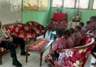 “Siswa-Aman,-Sekolah-Nyaman:-Bhabinkamtibmas-Polsek-Lela-Polres-Sikka-Gencarkan-Sosialisasi-Kamtibmas”