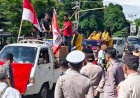Menjaga-Demokrasi-Tanpa-Mengorbankan-Stabilitas,-Polres-Sikka-Amankan-Aksi-Damai”