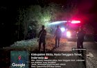 Api-Membesar-di-Tepi-Jalan-Trans-Maumere–Ende,-Polres-Sikka-dan-Damkar-Berjibaku-Padamkan-Kebakaran-Lahan-Bambu