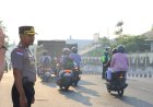 Polres-Sikka-dan-Jajaran-Polsek-Kawal-Aktivitas-Pagi,-Keselamatan-Pelajar-dan-Pengguna-Jalan-Diutamakan