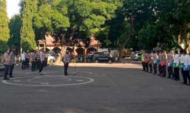 Pimpin-Apel-Pagi,-Kasipropam-Polres-Sikka-:-Tingkatkan-Kewaspadaan-Dan-Kedepankan-Sikap-Humanis