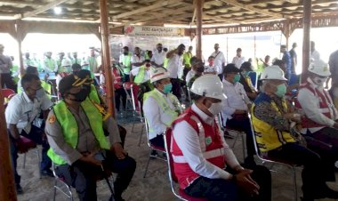 Kapolres-Sikka-Pimpin-Pengamanan-Kunjungan-Menteri-PUPR-Di-Bendungan-Napun-Gete