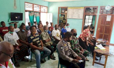 Pengamanan-Penyaluran-BLT-DD-Tahap-III-Di-Desa-Seusina-Kewapante  