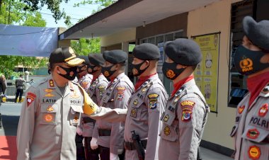 Polres-Sikka-Sambut-Kunjungan-Kerja-Kapolda-NTT-Irjen-Pol.-Drs.-Lotharia-Latif,-S.H.,-M.Hum