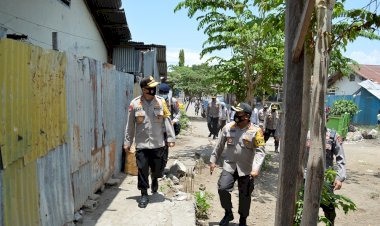 Kapolda-NTT-Cek-Kebersihan-Asrama-Polres-Sikka