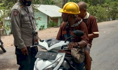 Kapolsek-Lela-Pimpin-Operasi-Yustisi-Di-Desa-Lela,-Kec.-Lela,-Kab.-Sikka