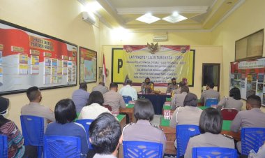 Kapolres-Sikka-Pimpin-Latpra-Ops-Lilin-Turangga-2020