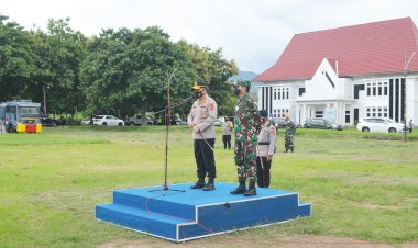 Kapolda-NTT-Dan-Danrem-161/WS-Pimpin-Apel-Persiapan-Pengamanan-Kunjungan-Presiden-RI-Di-Kab.-Sikka