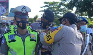 Kapolres-Sikka-Pimpin-Apel-Gelar-Operasi-Keselamatan-Ranakah-2021