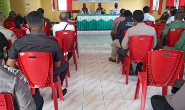 Cegah-Terorisme,-Radikalisme-dan-Intoleransi,-Wakapolres-Sikka-Laksanakan-Binluh-Di-Kel.-Madawat