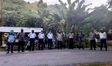 Polsek-Paga-laksanakan-Operasi-Gabungan-Penyekatan-Jalur-Mudik