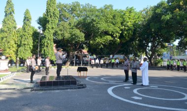 Kapolres-Sikka-Pimpin-Sertijab-Kabag-Sumda