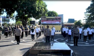 Apel-Bhabinkamtibmas-dan-Komunitas-Penyintas-Covid-19,-Kapolres-Sikka-Bacakanan-Amanat-Kapolda-NTT