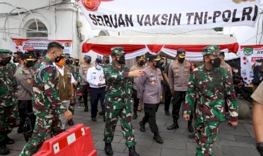 Gelar-Vaksinasi-Massal-di-Kota-Tua,-TNI-Polri-Targetkan-2.000-Orang-per-Hari