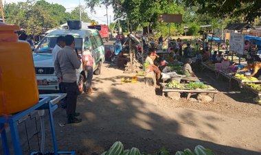 Kapolsek-Waigete-Turun-Langsung-Himbau-Masyarakat-Patuhi-Prokes