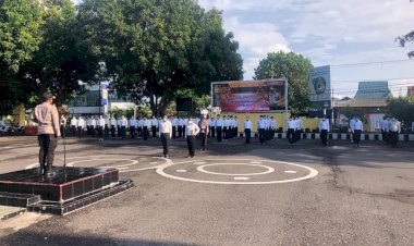 Kapolres-Sikka-pimpin-Upacara-Pembukaan-Pelatihan-Satpam-Gada-Pratama