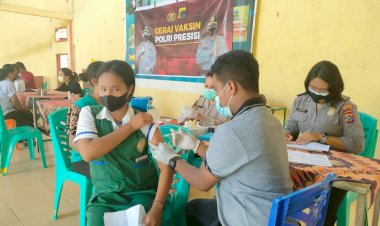 Vaksinasi-Dosis-II,-Gerai-Vaksin-Presisi-Polri-Kembali-Hadir-di-Sekolah