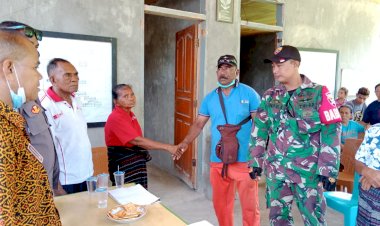 Bhabinkamtibmas-Melaksanakan-Mediasi-Penyelesaian-Masalah-Warga-Dengan-Cara-Problem-Solving