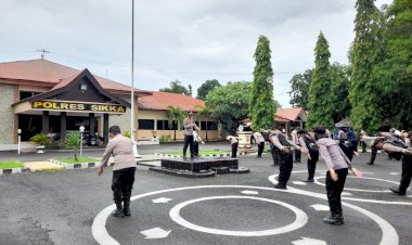 Usai-Apel-Pagi,-Wakapolres-Pimpin-Anggota-Senam-AWS3