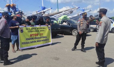 TKBM-Pelabuhan-Rakyat-Wuring-mendapat-Binluh-Satuan-Binmas-Polres-Sikka