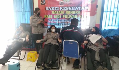 Sambut-Hari-Jadi-Polwan-Ke-74,-Polwan-Polres-Sikka-Adakan-Donor-Darah