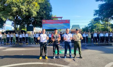 Sinergitas-TNI-Polri,-Kapolres-Sikka,-Danlanal-Maumere,-Dandim-1603-Sikka-Serta-Danyon-B-Pelopor-Maumere-Melaksanakan-Olahraga-Bersama