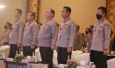 Waka-Polri-:-Diharapkan-SDM-Polri-Dapat-Mencapai-Keunggulannya-Guna-Mendukung-Stabilitas-Keamanan