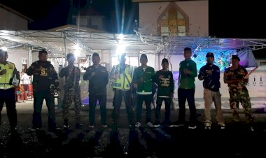 Amankan-Ibadah-Malam-Natal,-Ratusan-Personil-Polres-Sikka-Diterjunkan