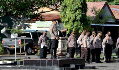 Apel-Jam-Pimpinan-Kapolres-Tekankan-Kedisiplinan-dan-Kewajiban-dalam-Bertugas