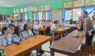 Ops-Keselamatan-2023,-Sat-Lantas-Laksanakan-Police-Goes-To-School