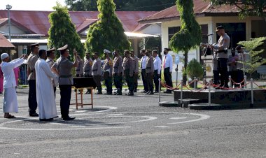 Pimpin-Sertijab-Kasat-Res-Narkoba-dan-Pelantikan-Kabag-Ren,-Inilah-Arahan-Kapolres