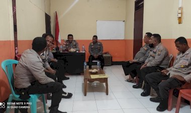 Sosialisasi-Hukum-Kepada-Pers-Polsek-Kewapante,-Iptu-Donis-Sampaikan-Beberapa-Hal-Ini