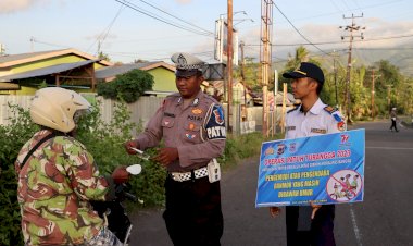 Hari-kedua-Operasi-Patuh-Turangga-2023,-Sat-Lantas-Polres-Sikka-Semakin-Intensifkan-Sosialisasi-Dan-Edukasi