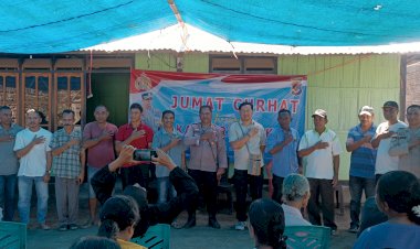 Lewat-Jumat-Curhat-Kabag-Ops-Polres-Sikka-Dengan-Keluhan-Masyarakat