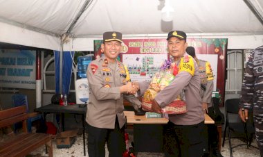 Patroli-Skala-Besar,-Wakapolda-NTT-dan-Forkopimda-Pastikan-Keamanan-Malam-Natal-di-Kota-Kupang.-