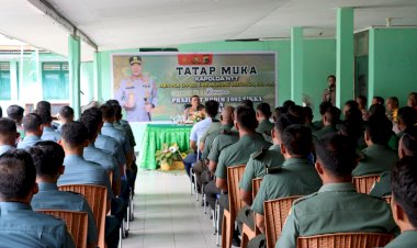 Kapolda-NTT-Tatap-Muka-Bersama-Prajurit-TNI-di-Sikka-:-Sinergi-TNI-Polri-untuk-Wujudkan-Keamanan-dan-Kedamaian