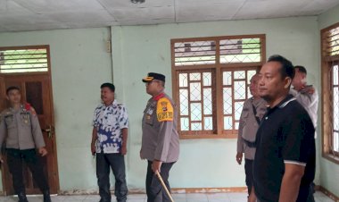 Kapolres-Sikka-Monitor-Persiapan-Gudang-Logistik-Pasca-Pemilu-2024-di-Kecamatan-Nita.Kab.Sikka