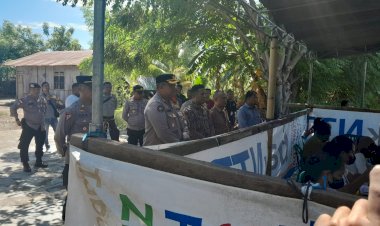 Pelaksanaan-Pemungutan-Suara-Ulang-(-PSU-)-2024-di-TPS-006,-Kelurahan-Kota-Uneng,-Kecamatan-Alok,-Kabupaten-Sikka-Berlangsung-Lancar.