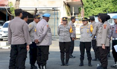 Pagi-Ini,-Personil-Polres-Sikka-Melaksanakan-Apel-Fungsi