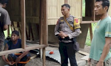 Bhabinkamtibmas-Desa-Hepang-Lakukan-Patroli-Sambang-Guna-Menciptakan-Kamtibmas-yang-Kondusif