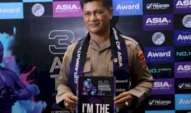 Kapolres-Manggarai,-AKBP-Edwin-Saleh,-Raih-Penghargaan-Bergengsi-dari-Asia-Choice-Awards.