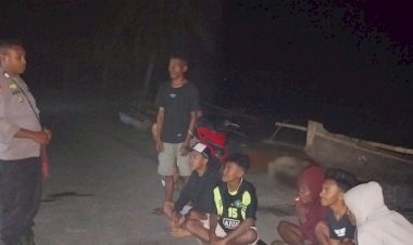 Patroli-Rutin-oleh-Piket-Jaga-SPKT-Regu-2-Polsek-Bola-Polres-Sikka