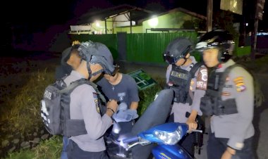 Unit-Turjawali-Polres-Sikka-Lakukan-Patroli-Malam-di-Wilayah-Seputaran-Kota-Maumere