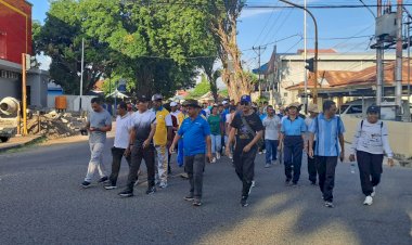 Hari-Buruh-Nasional-Tahun-2024-Dirayakan-dengan-Kegiatan-Jalan-Santai-yang-Meriah-di-Maumere-Kab.-Sikka