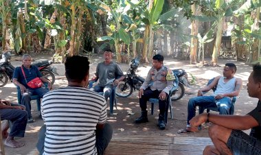 Jaga-Kamtibmas,-Bhabinkamtibmas-Desa-Magepanda-Gencar-Sambang-Warga