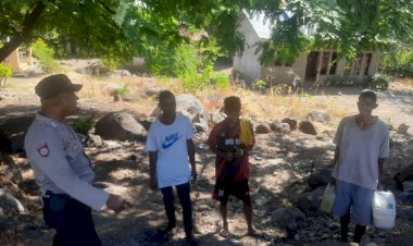 Patroli-dialogis-Dan-sambang-Bhabinkamtibmas-Polsek-Waigete