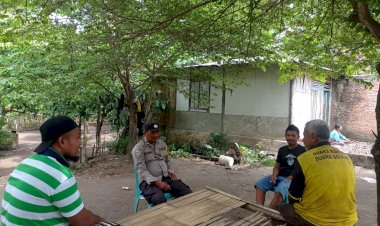 Kegiatan-Sambang-Bhabinkamtibmas-ke-Desa-Dobo,-Kec.-Mego,-Kab.-Sikka