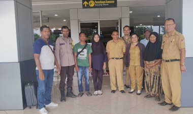 Bhabinkamtibmas-Partisipasi-Membantu-Pasien-Kurang-Mampu-Menuju-Pengobatan-di-Denpasar