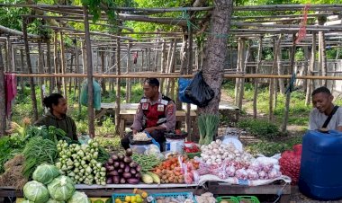 Patroli-Dialogis-Kanit-Samapta-Polsek-Kewapante-Berikan-Himbauan-Kamtibmas