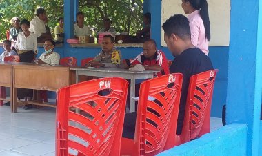 Hadiri-Penyerahan-Ruangan-Baru-Posyandu-Mawar-di-Desa-Wairterang,-Kec.-Waigete,-Kab.-Sikka